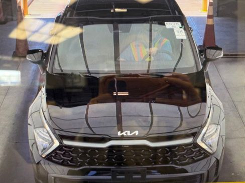 Used 2023 Kia Sportage X-Line w/ X-Line Premium Package AWD/4WD image 2