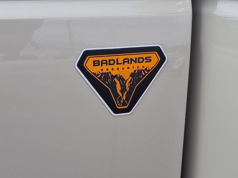 New 2026 Ford Bronco Badlands AWD/4WD image 24
