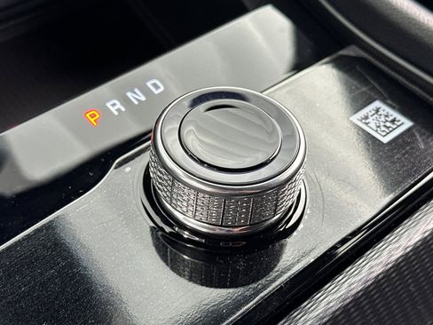 New 2025 Jeep Grand Cherokee Laredo w/ Luxury Tech Group I image 22