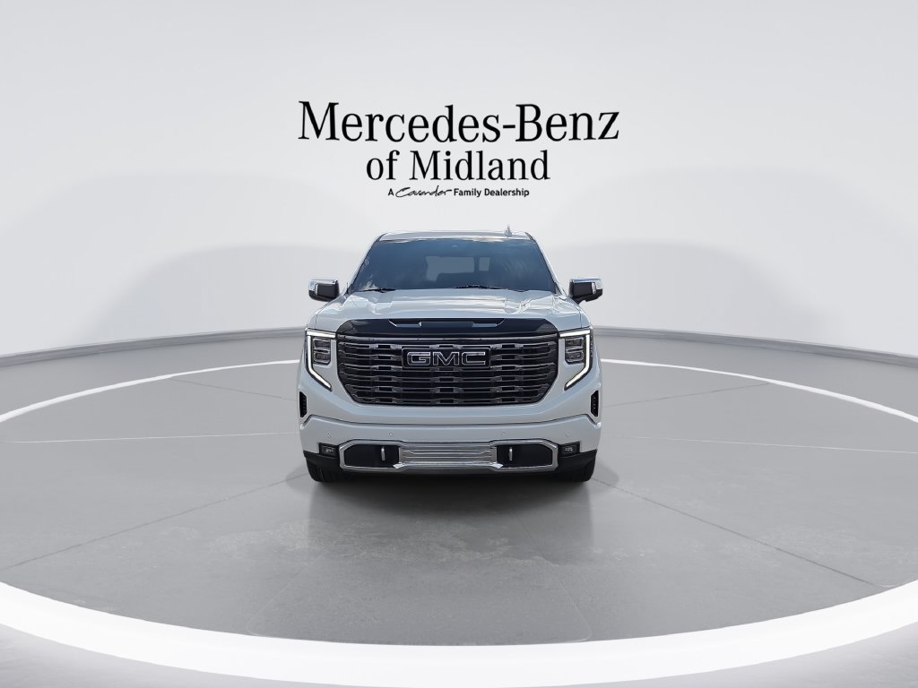 Used 2025 GMC Sierra 1500 Denali Ultimate AWD/4WD image 3