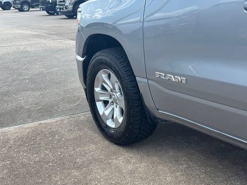 Used 2024 RAM 1500 Laramie AWD/4WD image 16