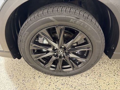 Used 2024 MAZDA CX-5 Carbon Edition AWD/4WD image 7