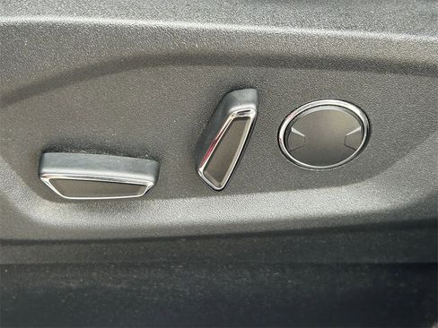 Used 2017 Ford Edge Titanium w/ Equipment Group 301A image 27