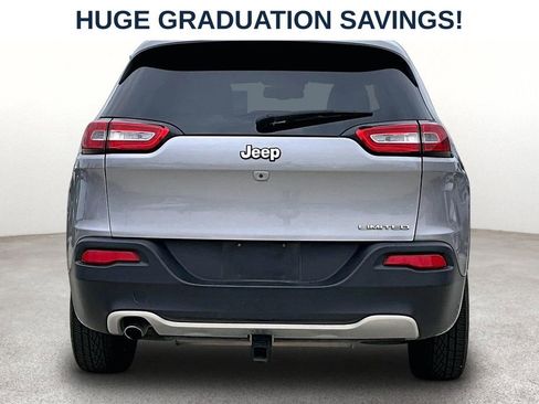 Used 2016 Jeep Cherokee Limited FWD image 5