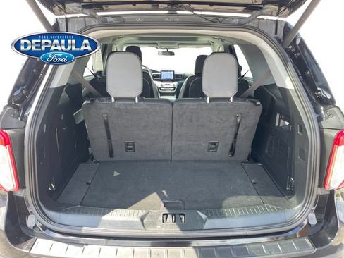 Used 2023 Ford Explorer XLT w/ Equipment Group 202A AWD/4WD image 6