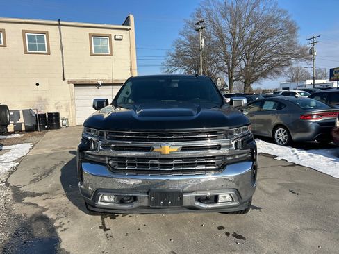 Used 2019 Chevrolet Silverado 1500 LTZ image 2