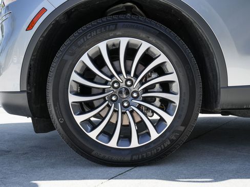 Used 2024 Lincoln Aviator Reserve image 29