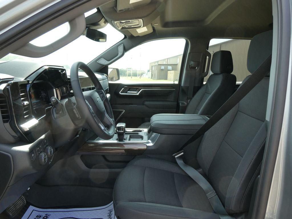 New 2026 Chevrolet Silverado 1500 RST AWD/4WD image 17