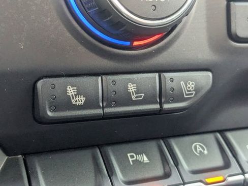 Used 2019 Chevrolet Silverado 1500 High Country w/ Z71 Off-Road Package image 26