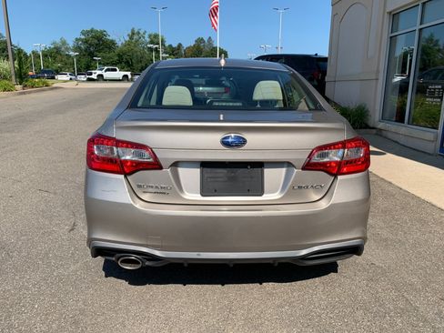 Used 2019 Subaru Legacy 2.5i Premium AWD/4WD image 6