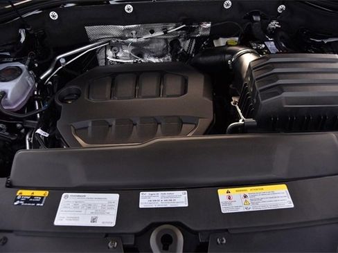 New 2026 Volkswagen Atlas Cross Sport SE image 27