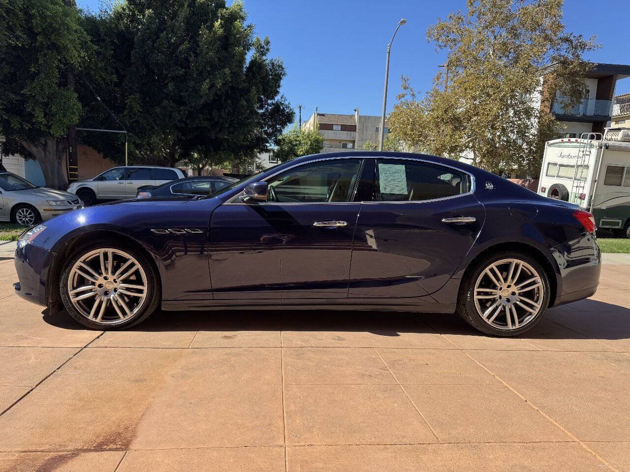 Used 2016 Maserati Ghibli RWD image 3