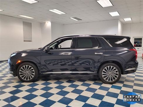 Used 2024 Hyundai Palisade Calligraphy image 4