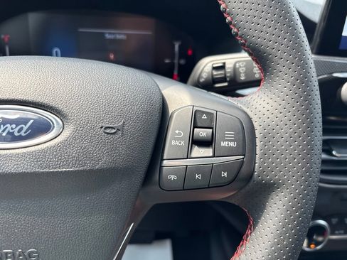 Used 2025 Ford Escape ST-Line FWD image 61