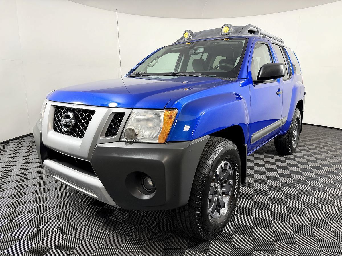 Used 2015 Nissan Xterra PRO-4X AWD/4WD image 3