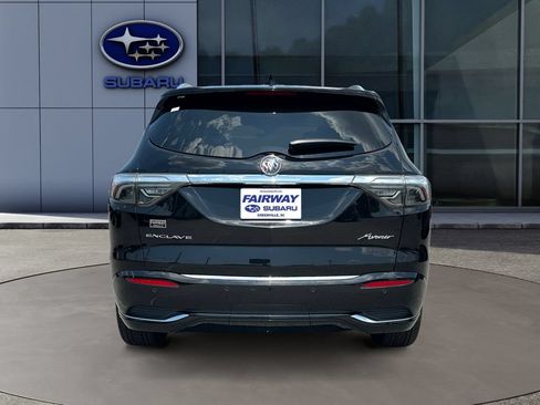 Used 2023 Buick Enclave Avenir w/ Avenir Technology Package FWD image 6