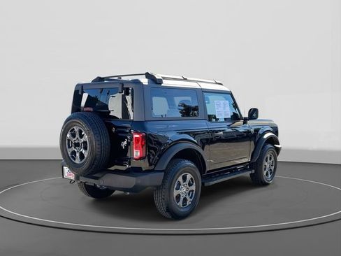 Used 2024 Ford Bronco Big Bend image 5