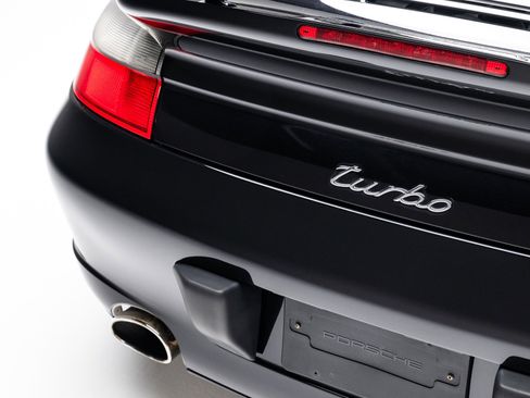 Used 2003 Porsche 911 Turbo AWD/4WD image 39