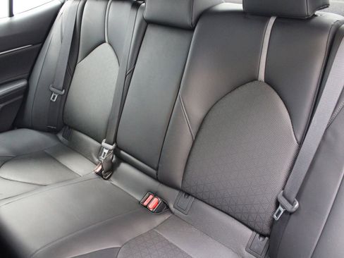 Used 2018 Toyota Camry XSE w/ Protection Package (Q2) image 16