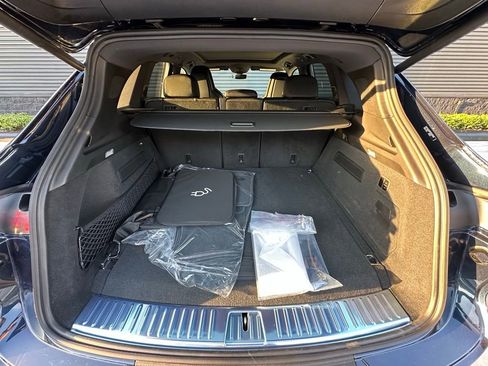 Used 2026 Porsche Cayenne S image 42
