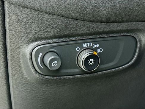 Used 2024 Chevrolet Equinox RS image 13