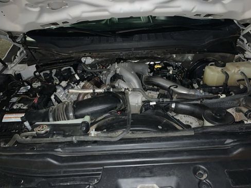 Used 2021 Ford F250 XLT w/ Tremor Off-Road Package image 10