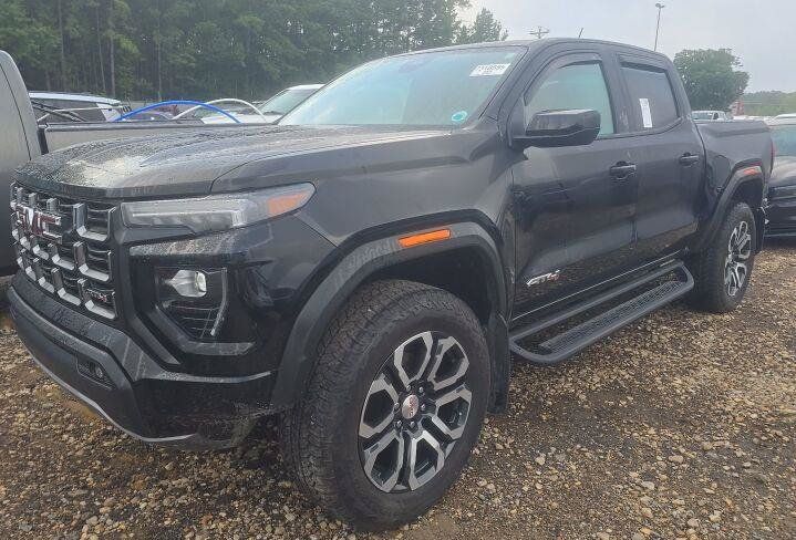 Used 2024 GMC Canyon AT4 AWD/4WD image 1