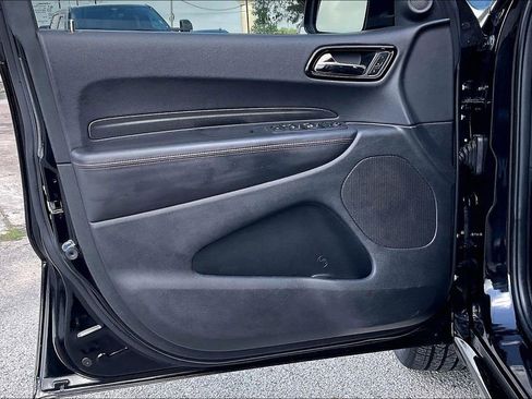 Used 2022 Dodge Durango R/T w/ Trailer Tow Group IV RWD image 17