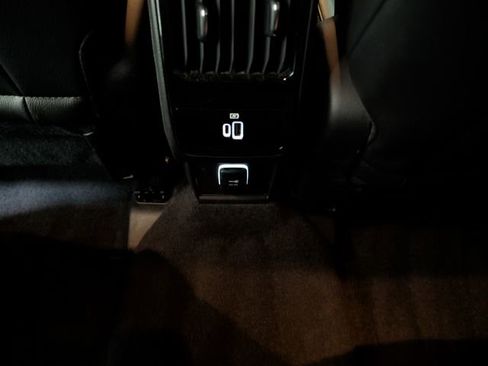 Used 2025 Jeep Compass Latitude w/ Convenience Group AWD/4WD image 10