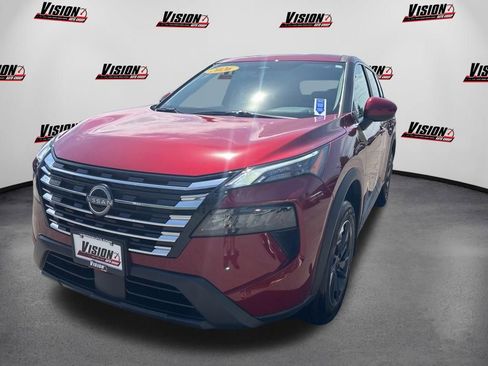 Used 2026 Nissan Rogue SV AWD/4WD image 1