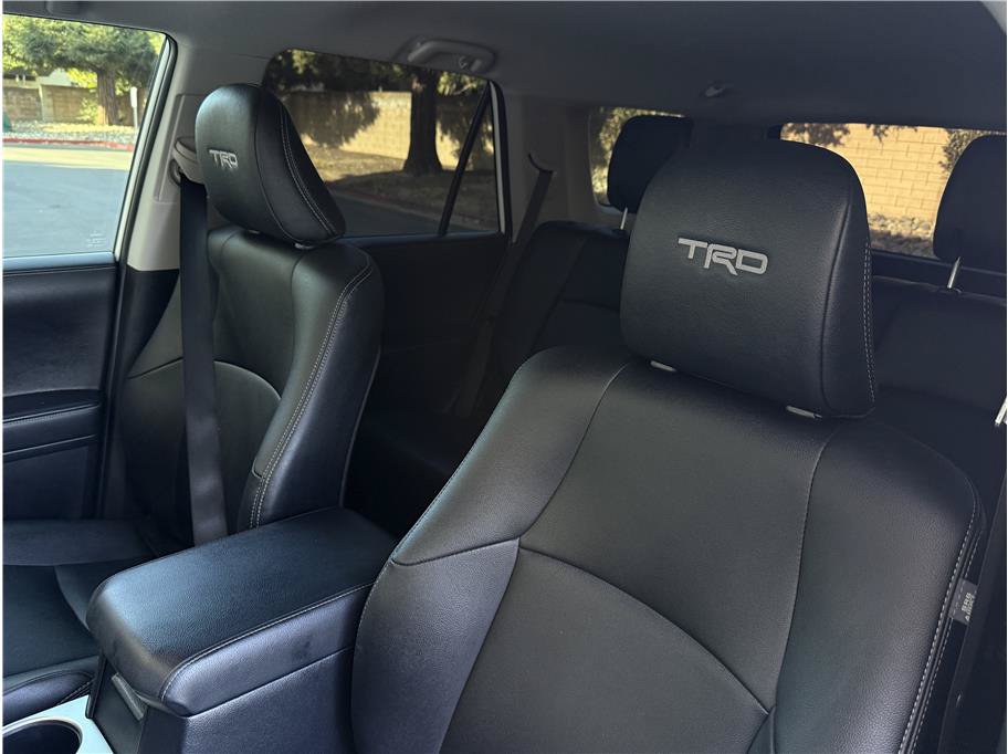 Used 2023 Toyota 4Runner TRD Sport w/ Technology Package RWD image 12
