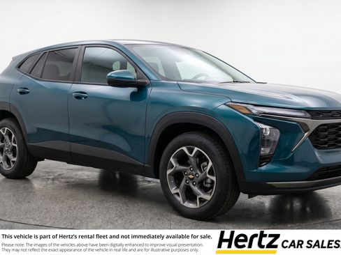 Used 2025 Chevrolet Trax LT w/ LT Convenience Package FWD image 1
