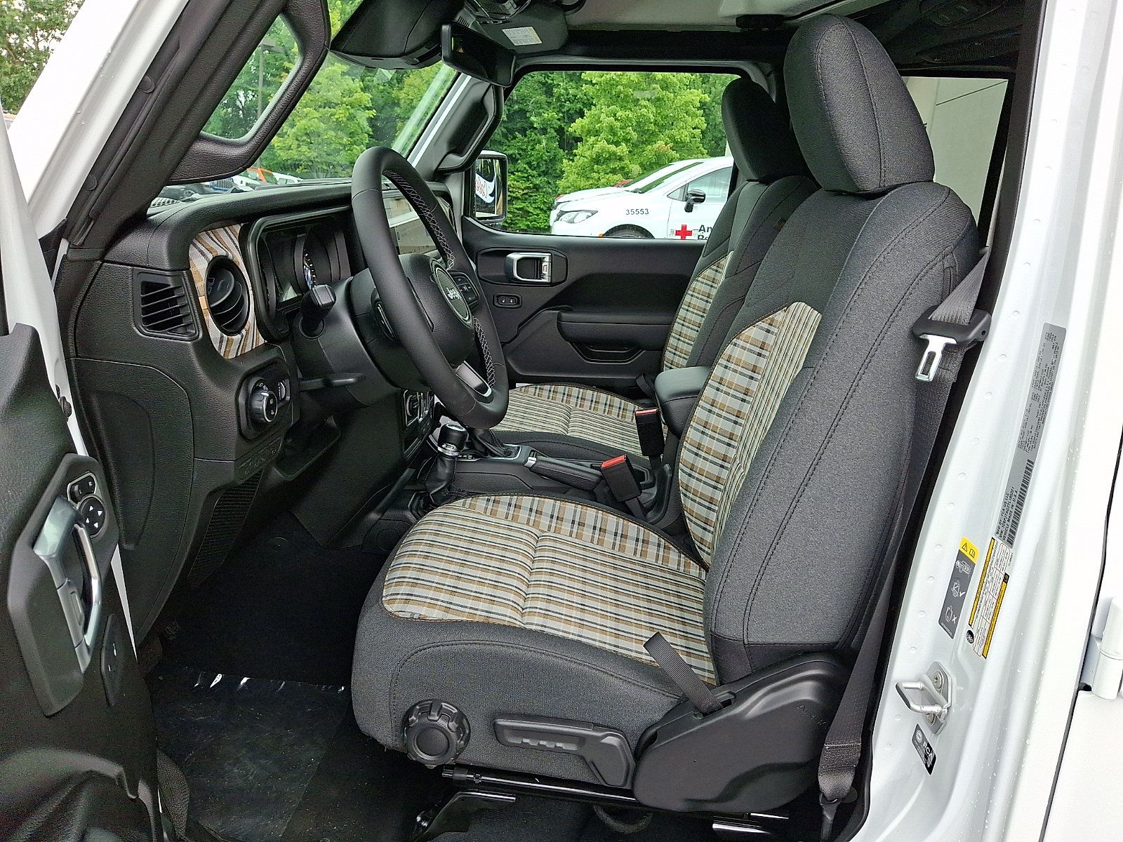New 2026 Jeep Gladiator Sport AWD/4WD image 9
