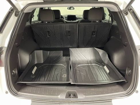 Used 2024 Chevrolet Blazer LT w/ Convenience Package AWD/4WD image 24