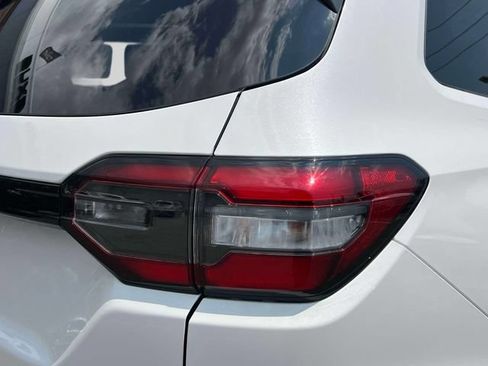 Used 2023 Honda Pilot EX-L image 16