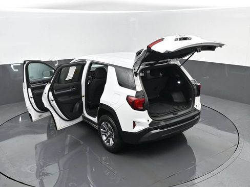 Used 2025 GMC Terrain Elevation AWD/4WD image 28