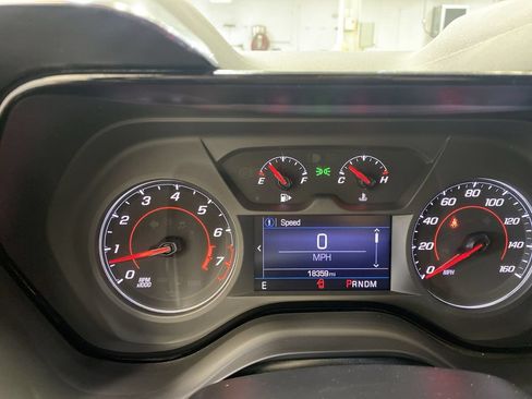Used 2022 Chevrolet Camaro LT w/ RS Package RWD image 14