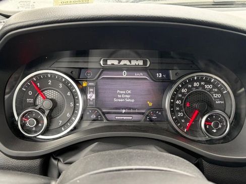 New 2026 RAM 1500 Express AWD/4WD image 17
