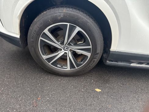 Used 2025 Lexus RX 350 Premium image 3