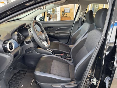 Used 2025 Nissan Versa SV FWD image 27