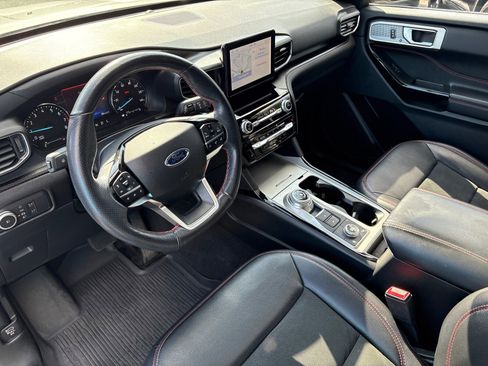 Used 2022 Ford Explorer ST-Line w/ Class IV Trailer Tow Package image 23