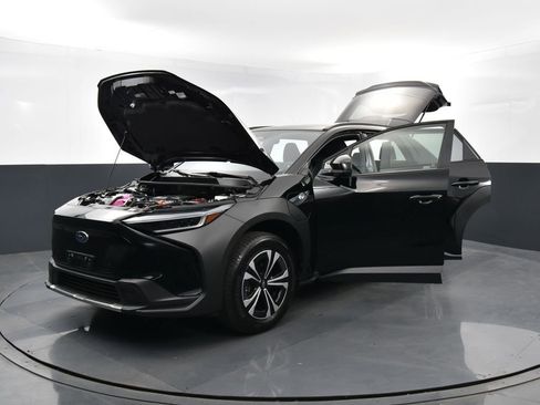 Used 2024 Subaru Solterra Premium image 35