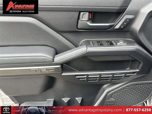 Certified 2025 Toyota 4Runner TRD Off-Road Premium image 19