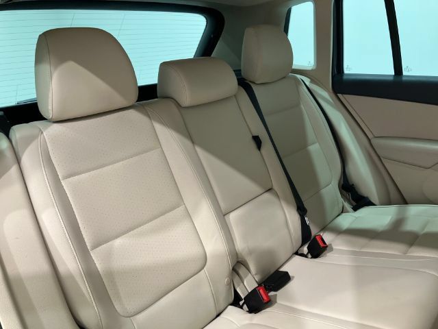 Used 2012 Volkswagen Tiguan S FWD image 18