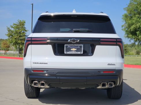 New 2027 Chevrolet Traverse LT w/ Midnight/Sport Edition FWD image 8