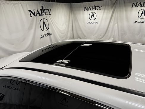 Certified 2023 Acura MDX w/Technology Package image 9