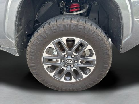 Certified 2026 Toyota Tundra Limited AWD/4WD image 39