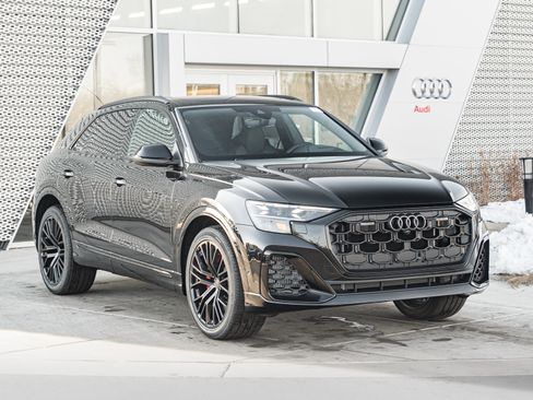New 2026 Audi SQ8 Prestige image 2