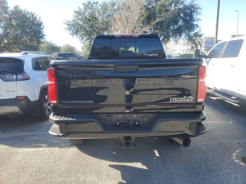 Used 2025 Chevrolet Silverado 3500 High Country w/ High Country Premium Package image 5