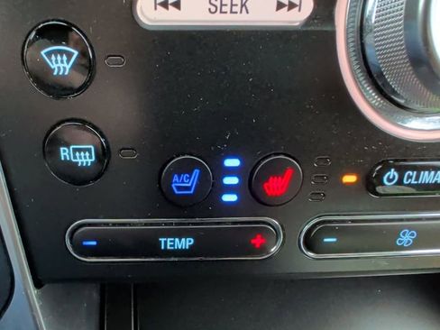 Used 2018 Ford Explorer Platinum AWD/4WD image 23